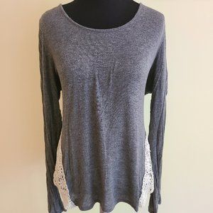 Paper + Tee gray top w/ knit side accents - XL